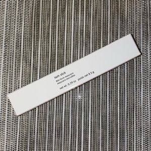 glossier lash slick 🖤✔️⚫️